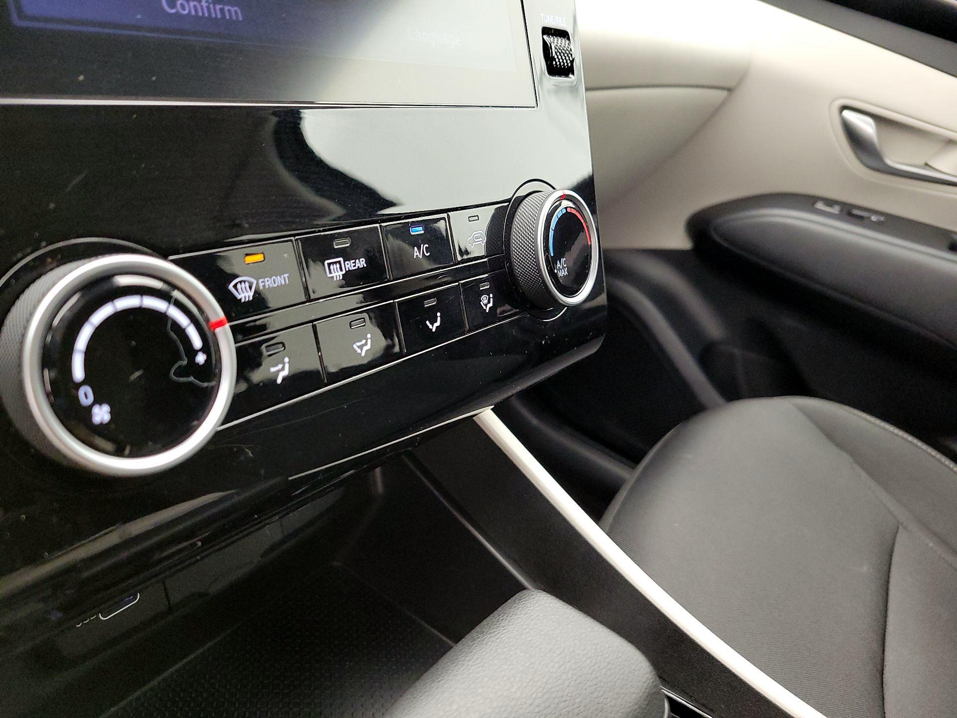 Thumbnail: 2022 Hyundai Tucson - 16