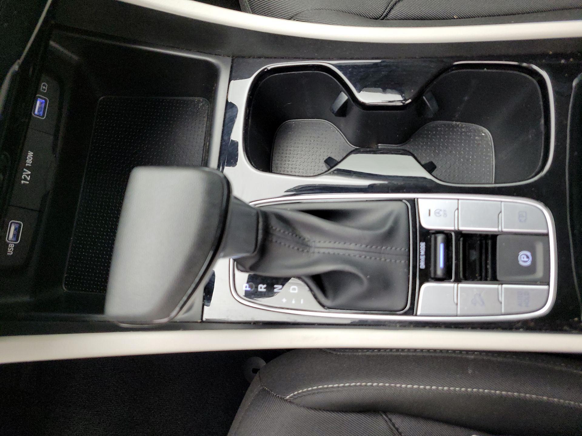 Thumbnail: 2022 Hyundai Tucson - 17