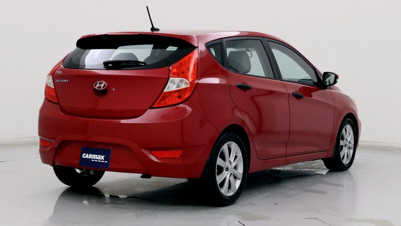 2014 Hyundai Accent SE 8