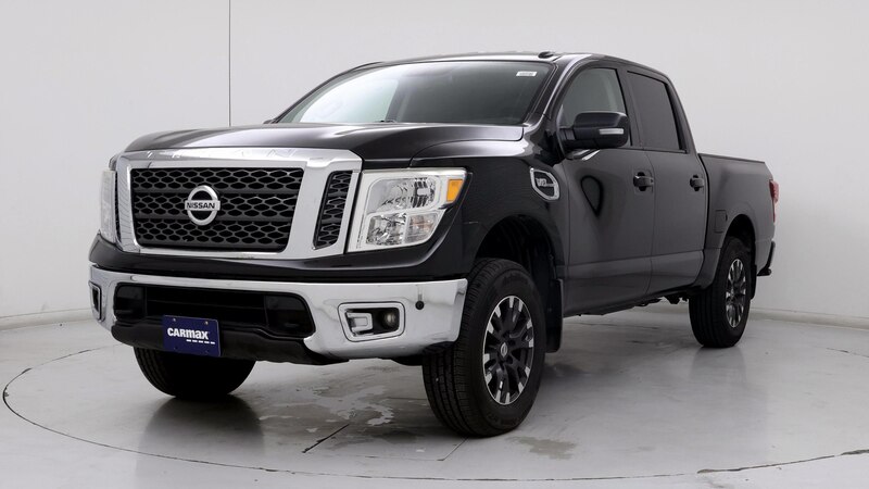 2017 Nissan Titan SV 4