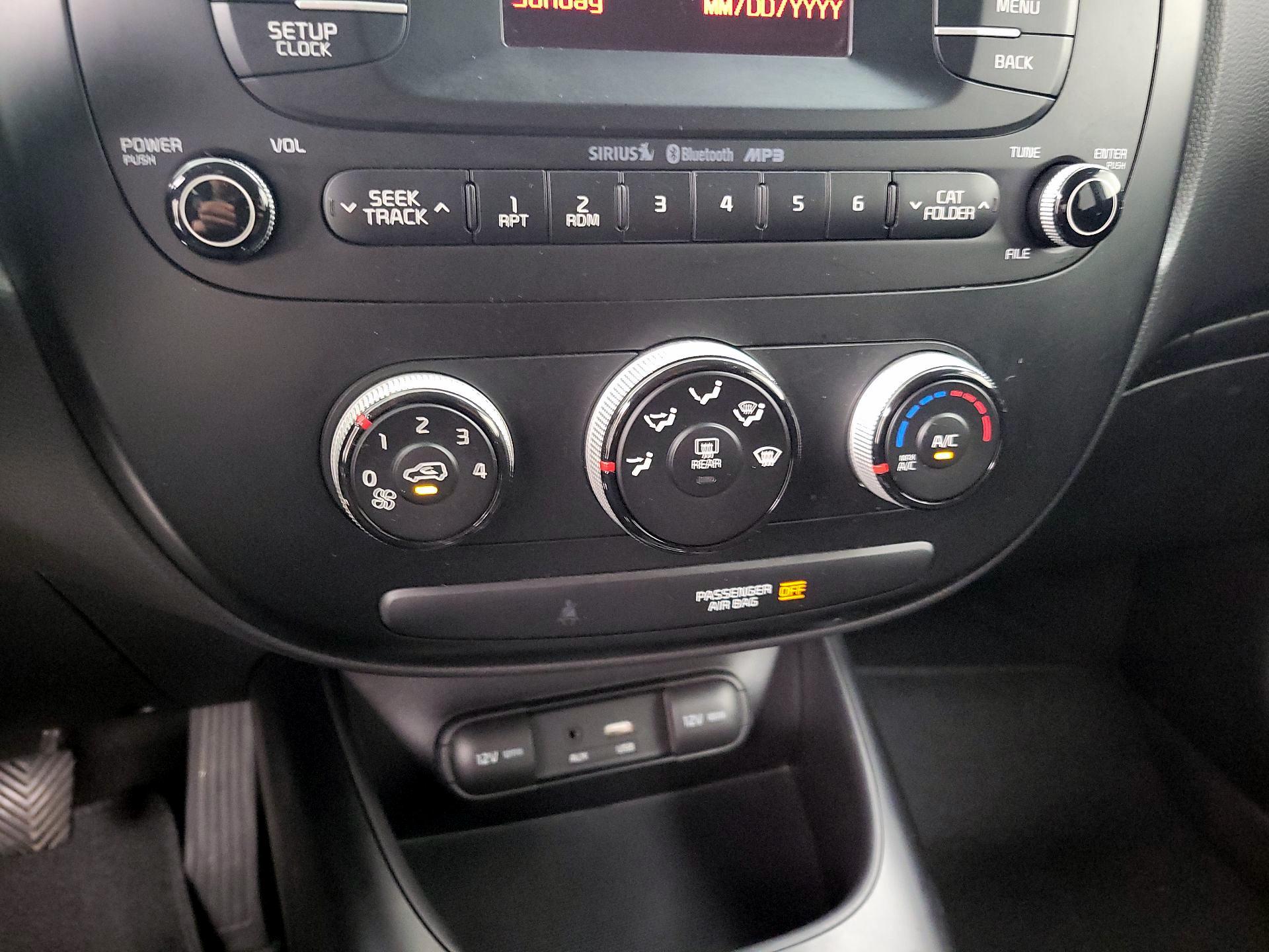 Thumbnail: 2016 Kia Soul - 15