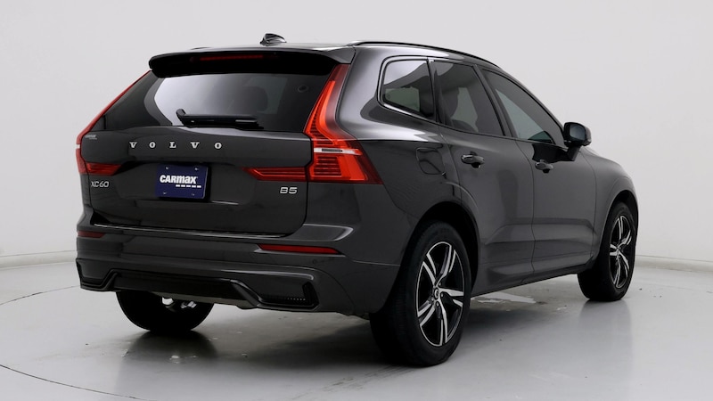 2022 Volvo XC60 B5 R-Design 8