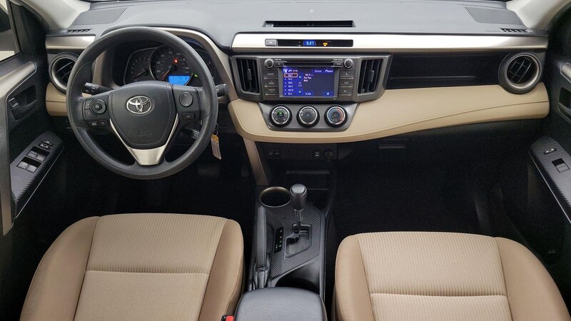 2013 Toyota RAV4 LE 9