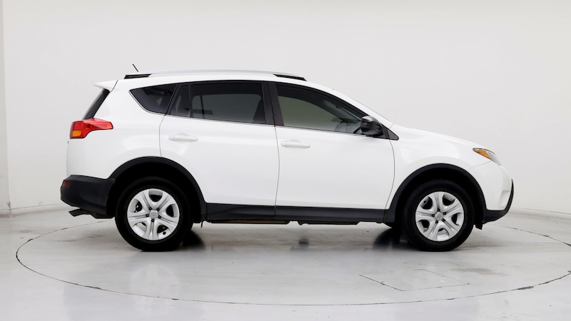 2013 Toyota RAV4 LE 7