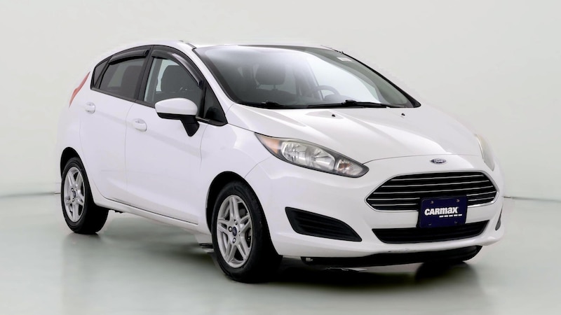 2017 Ford Fiesta SE Hero Image