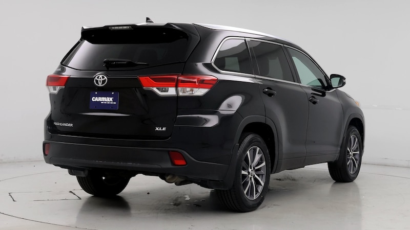 2017 Toyota Highlander XLE 8