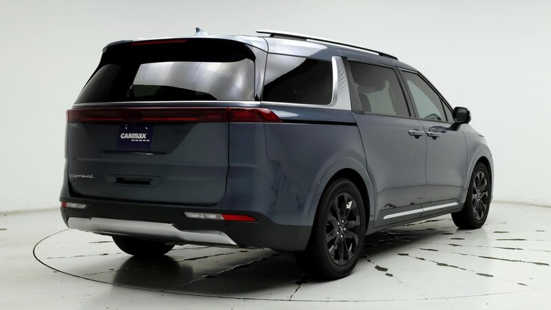 2022 Kia Carnival SX 8