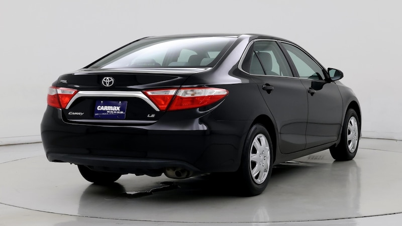 2015 Toyota Camry LE 8