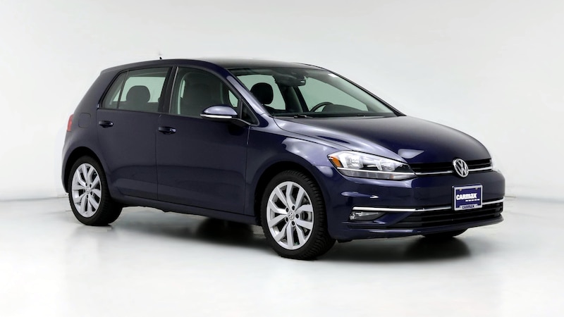 2019 Volkswagen Golf SE Hero Image