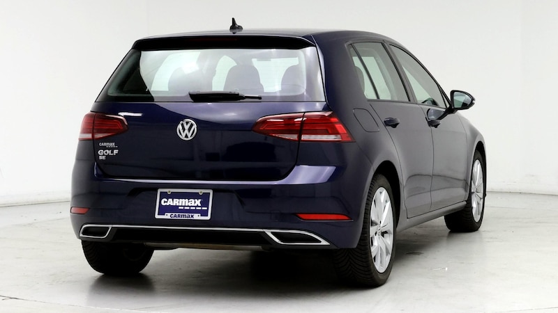 2019 Volkswagen Golf SE 8