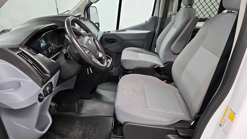 2019 Ford Transit Series 150 11