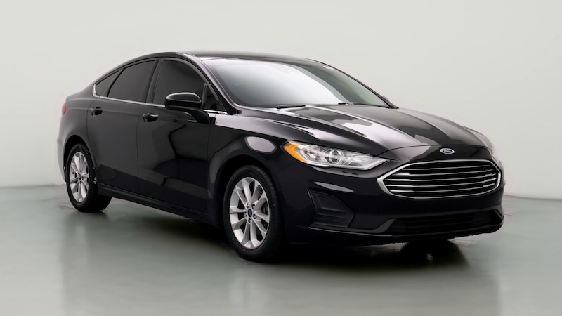 2020 Ford Fusion SE Hero Image