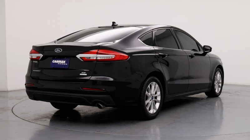 2020 Ford Fusion SE 8