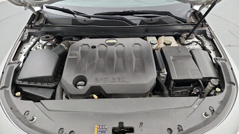 2018 Chevrolet Impala LT 21