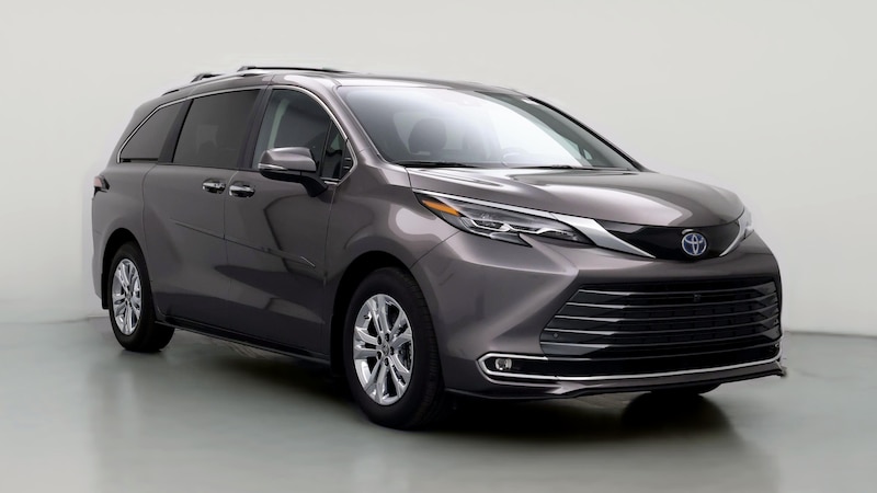 2024 Toyota Sienna Platinum Hero Image