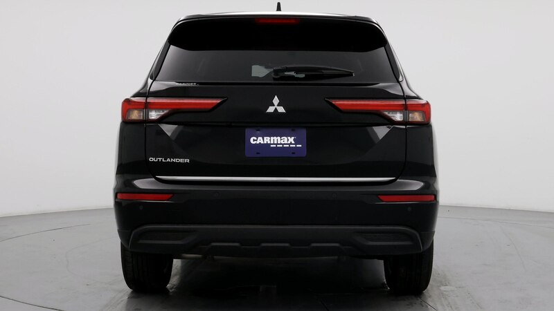 2024 Mitsubishi Outlander ES 6