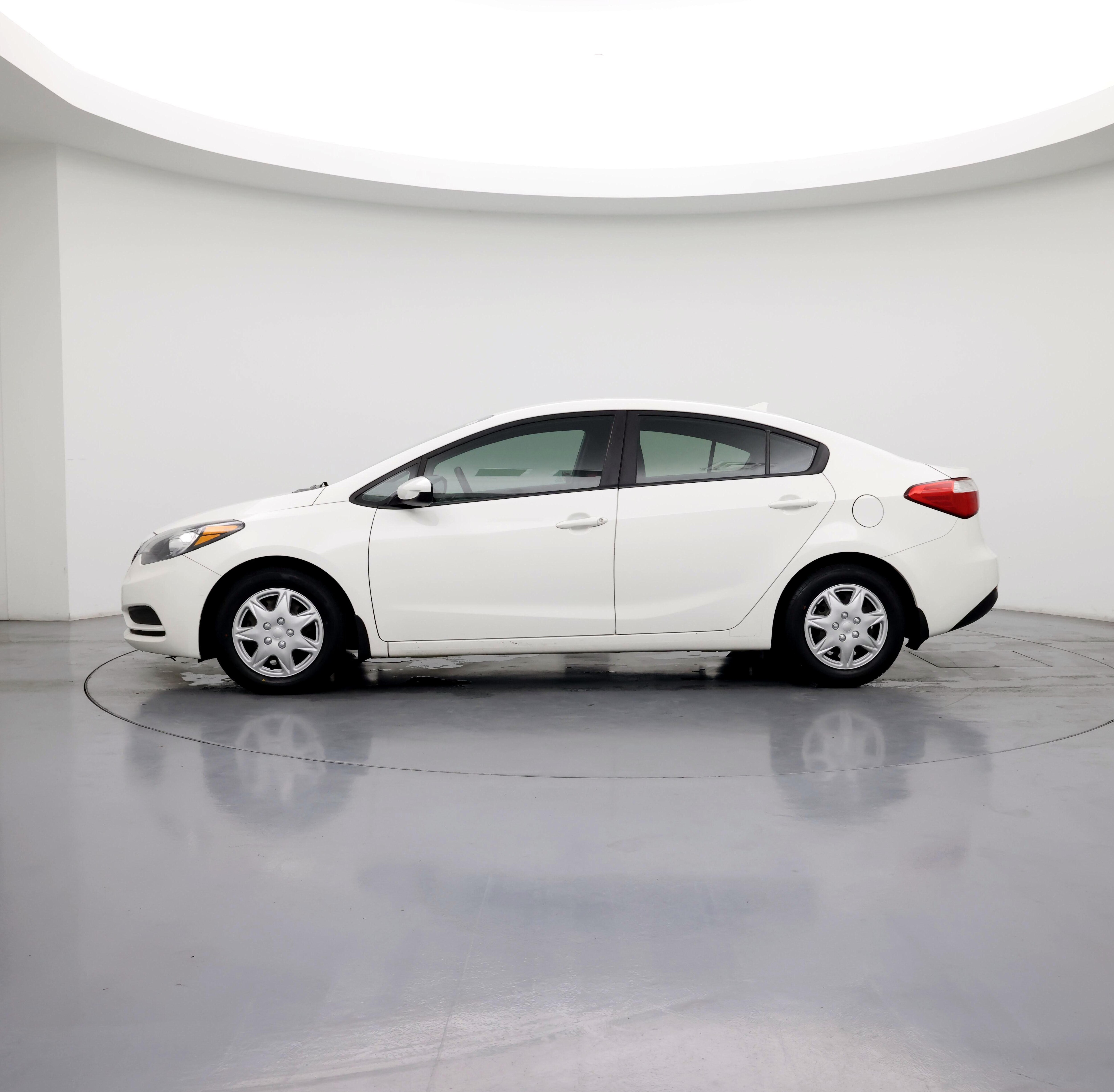 Thumbnail: 2016 Kia Forte - 3