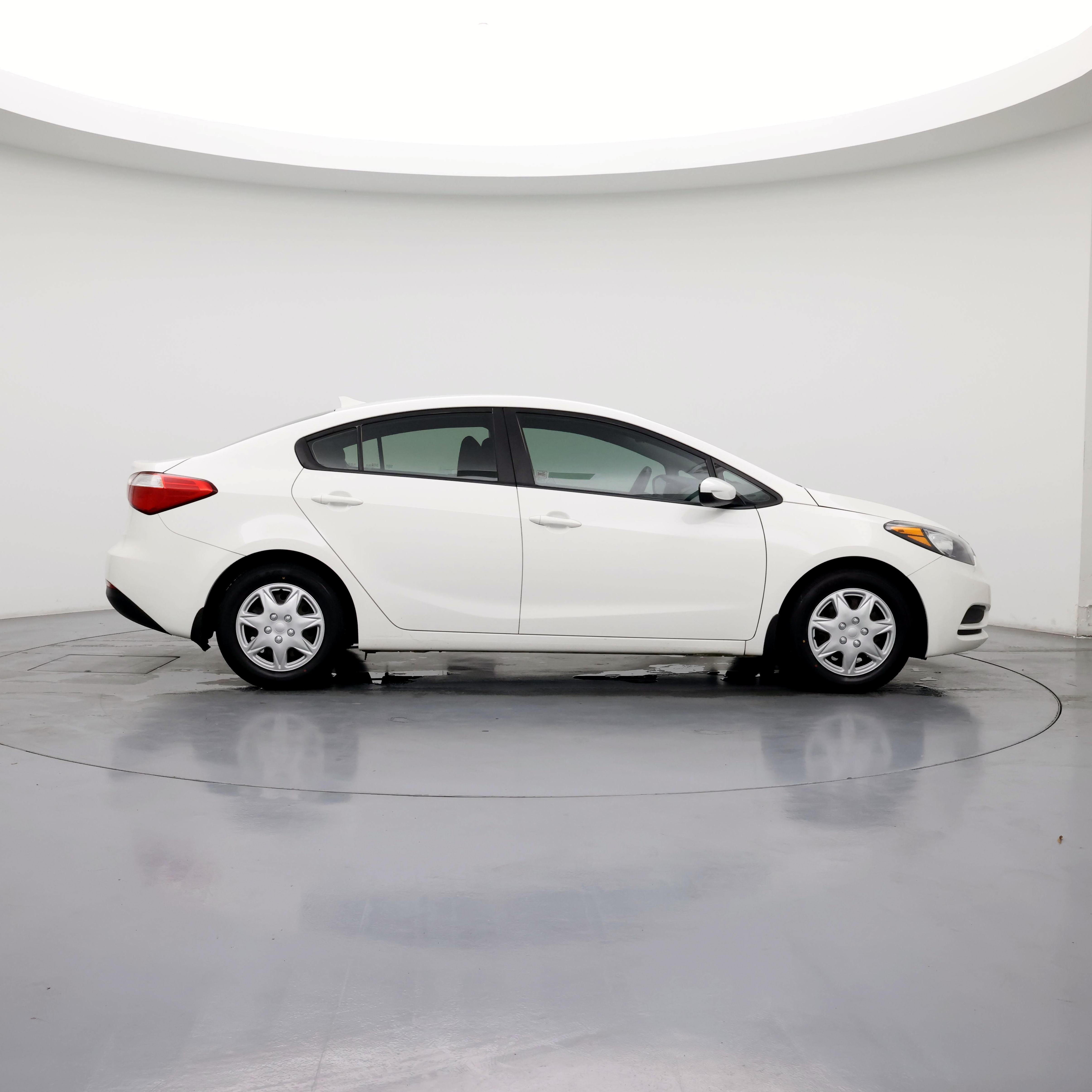 Thumbnail: 2016 Kia Forte - 7