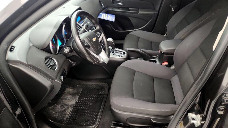 2014 Chevrolet Cruze LT 11