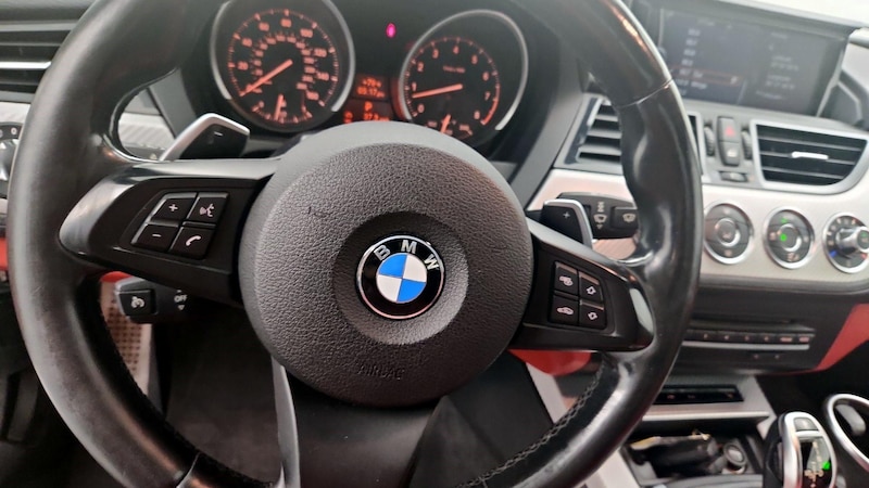 2016 BMW Z4 sDrive35i 10