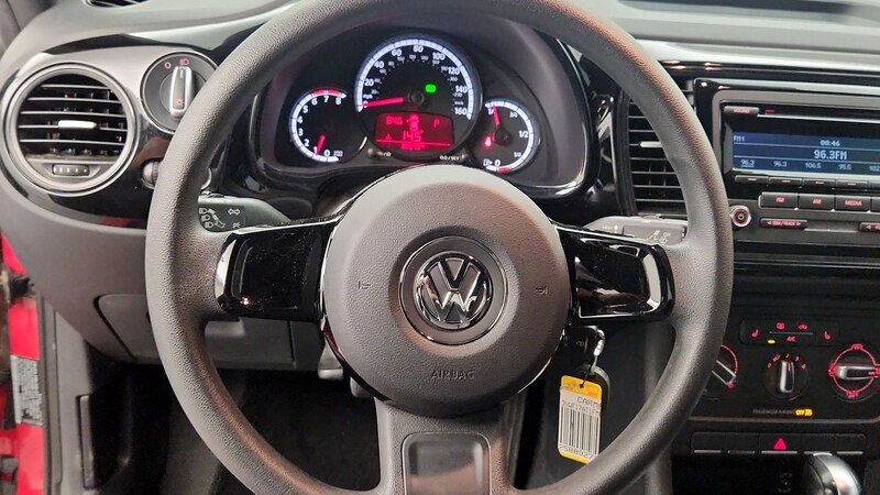 2015 Volkswagen Beetle  10