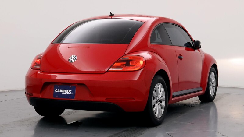 2015 Volkswagen Beetle  8