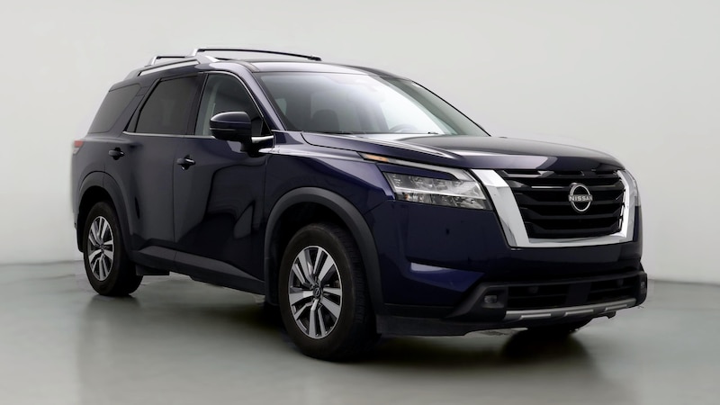 2022 Nissan Pathfinder SL Hero Image