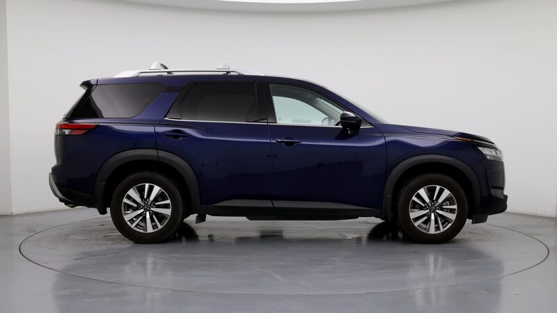 2022 Nissan Pathfinder SL 7