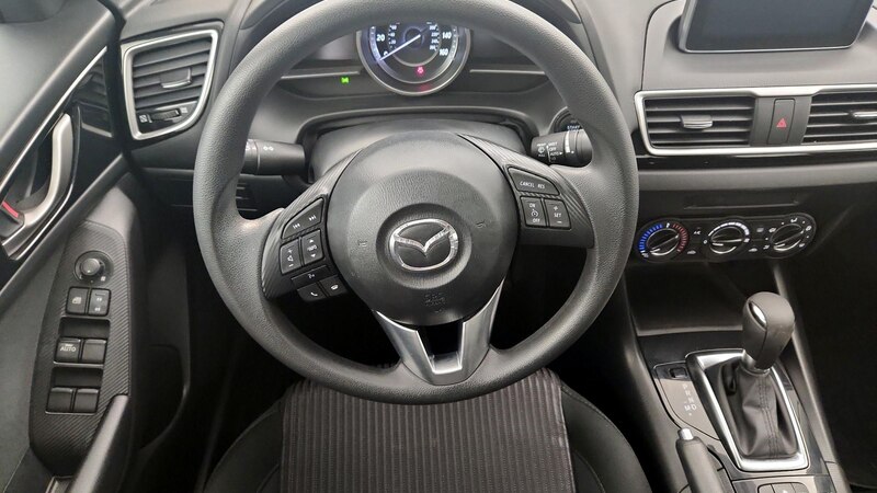 2016 Mazda Mazda3 i Sport 10