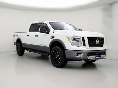 2017 Nissan Titan PRO-4X -
                Clackamas, OR