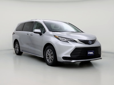 2021 Toyota Sienna LE -
                Clackamas, OR