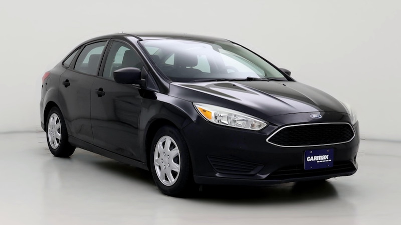 2015 Ford Focus S Hero Image