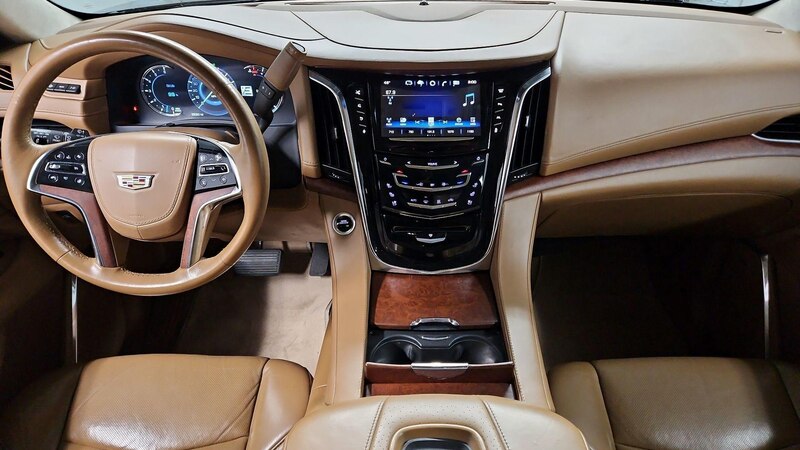 2016 Cadillac Escalade Platinum 9