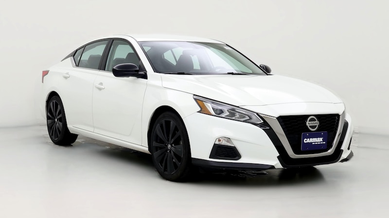 2019 Nissan Altima SR Hero Image