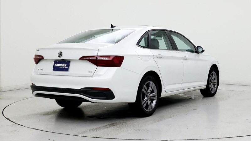 2023 Volkswagen Jetta SE 8