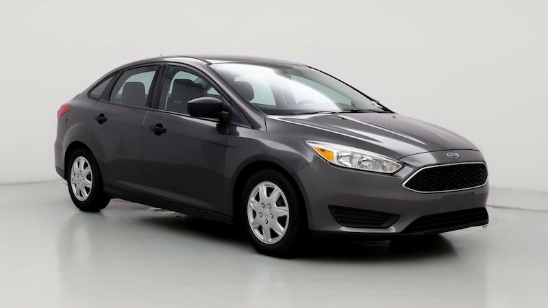 2015 Ford Focus S Hero Image