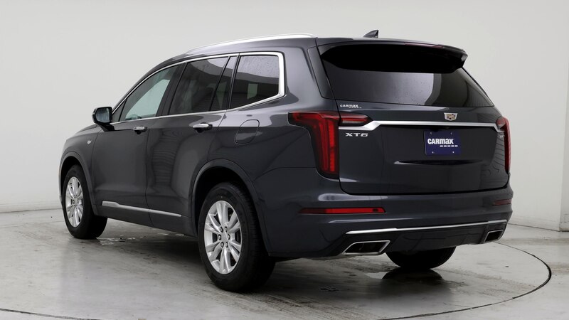 2022 Cadillac XT6 Luxury 2