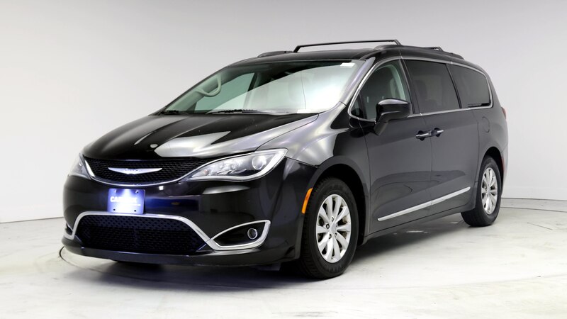 2017 Chrysler Pacifica Touring L 4