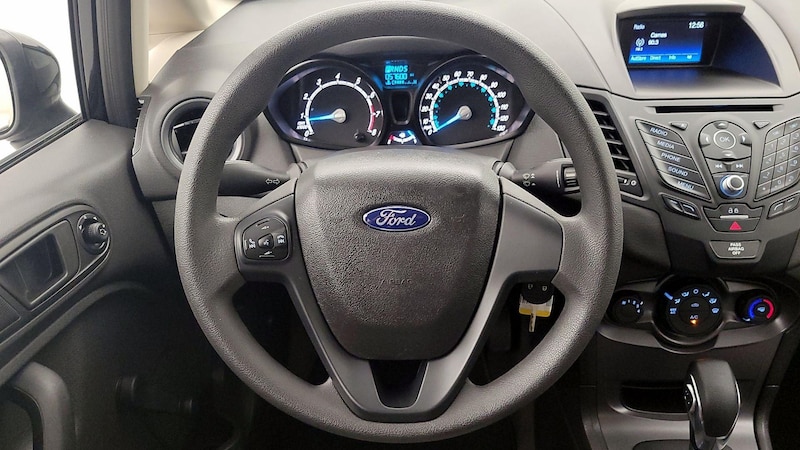 2019 Ford Fiesta S 10