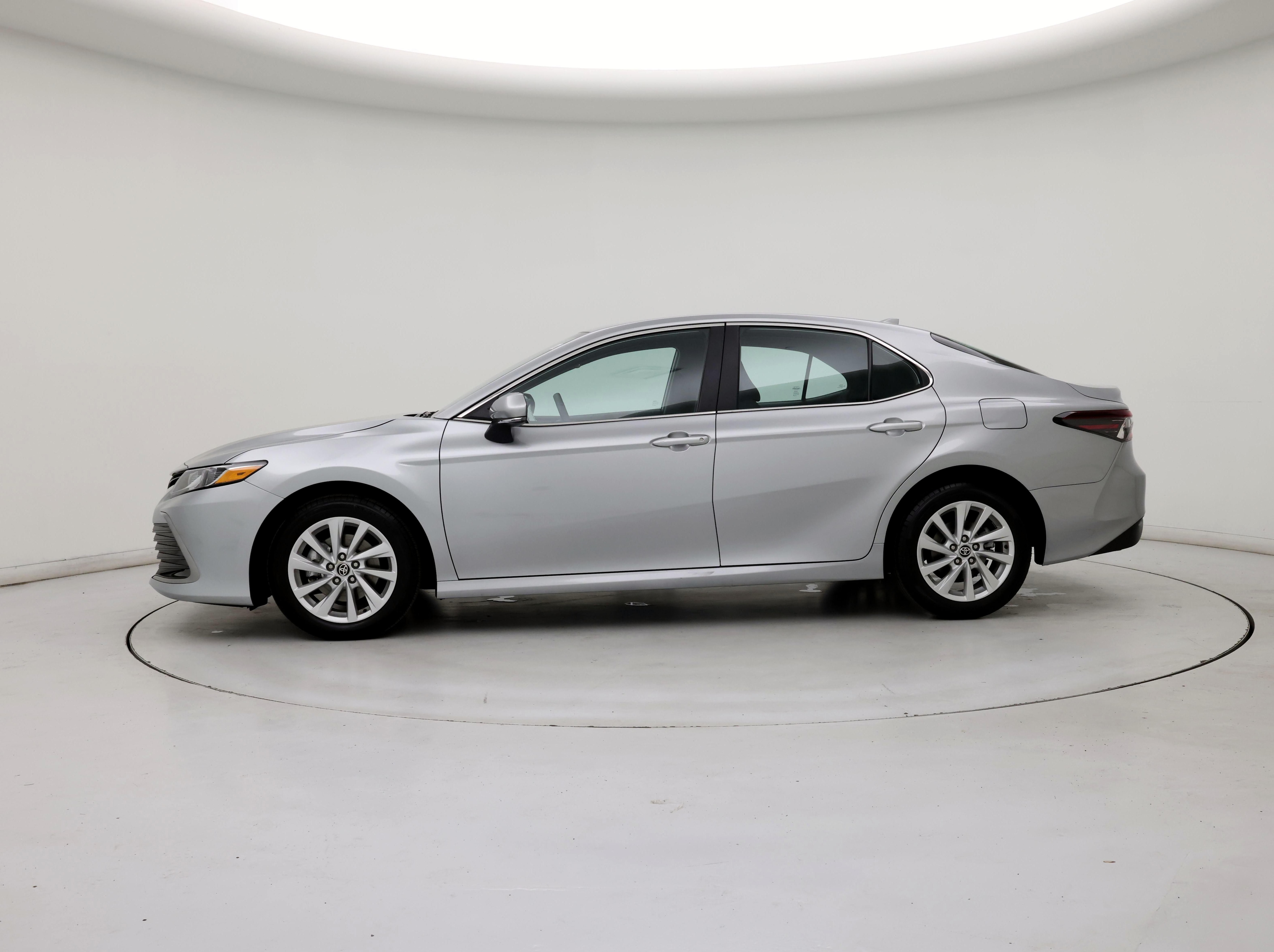 Thumbnail: 2023 Toyota Camry - 3