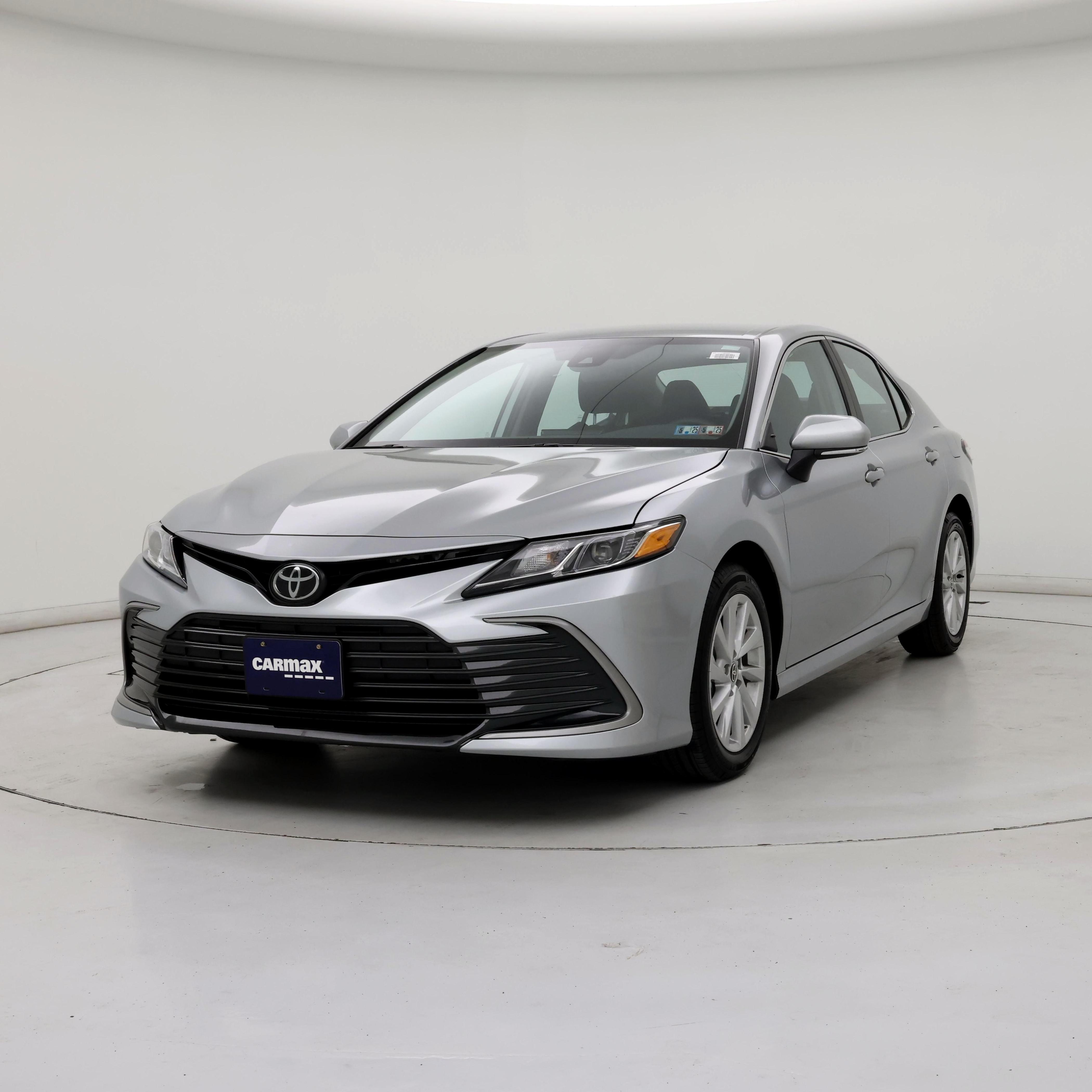 Thumbnail: 2023 Toyota Camry - 4