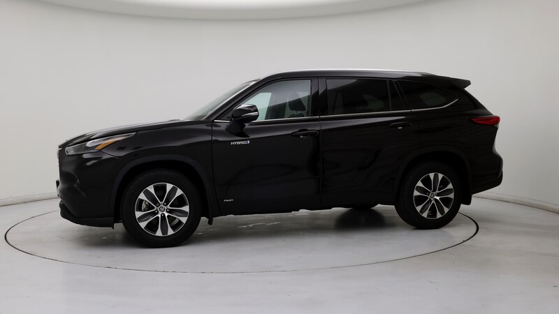 2021 Toyota Highlander XLE 3