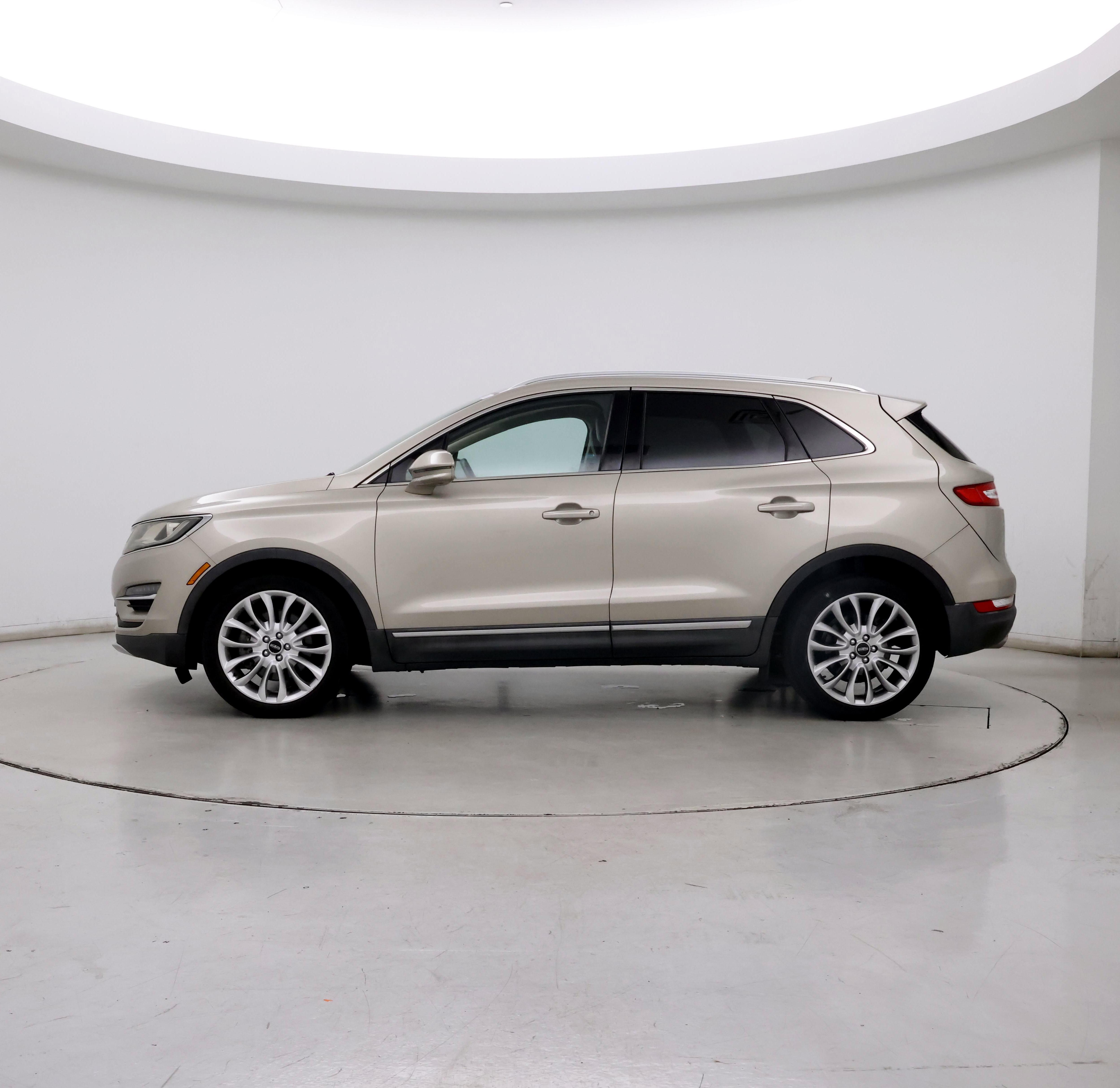 Thumbnail: 2015 Lincoln MKC - 3