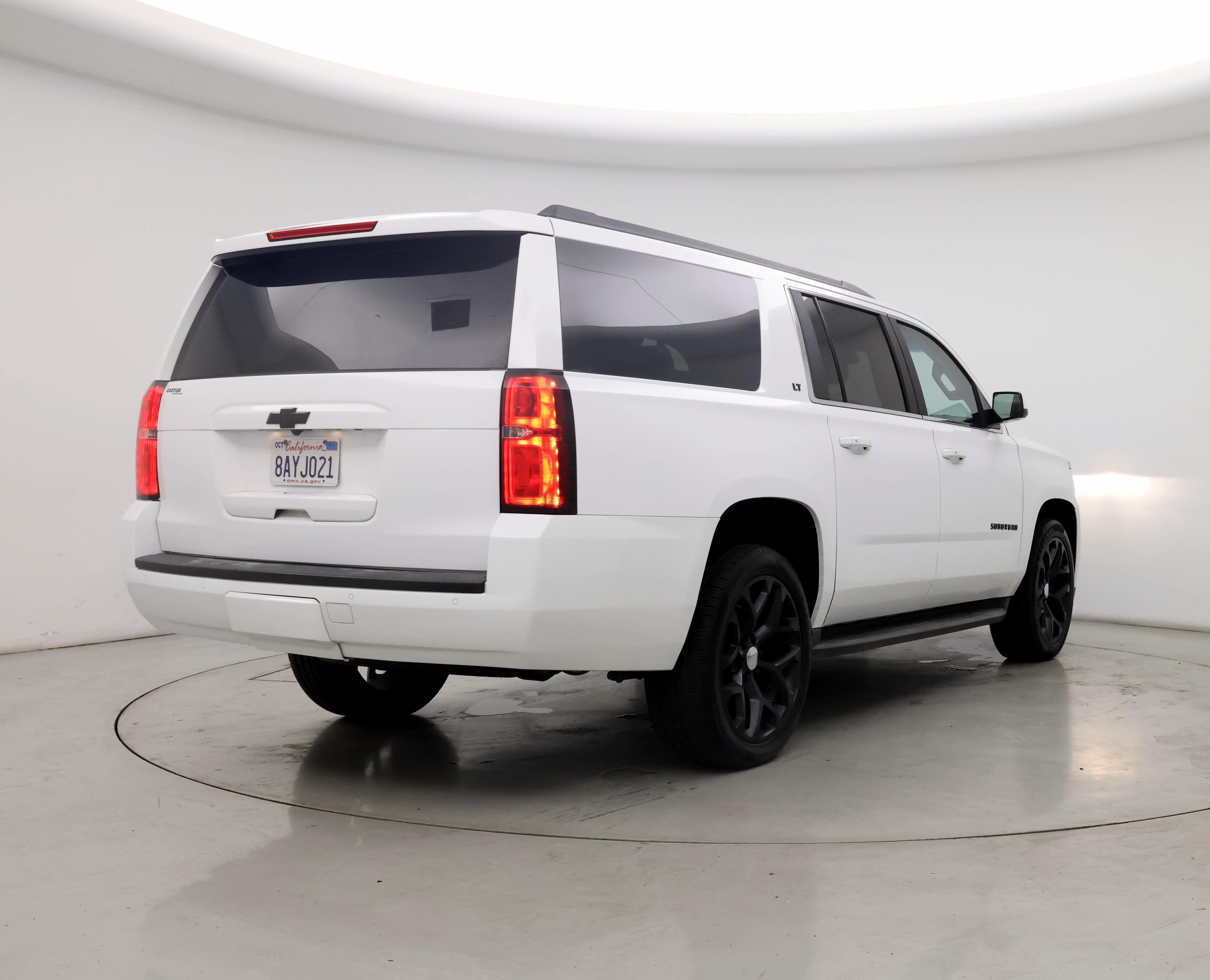 Thumbnail: 2016 Chevrolet Suburban - 8