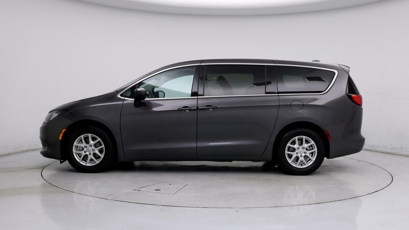 2017 Chrysler Pacifica LX 3