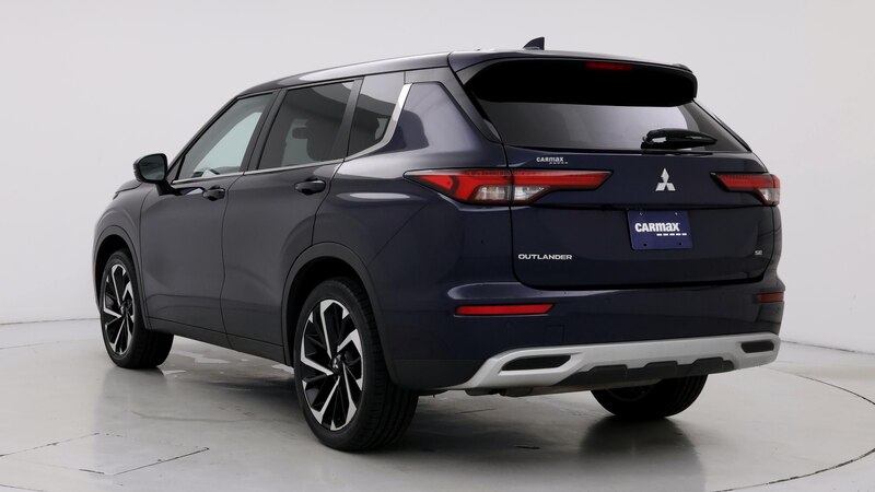 2022 Mitsubishi Outlander SE 2