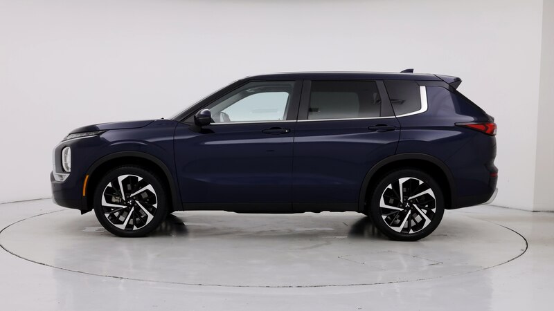 2022 Mitsubishi Outlander SE 3