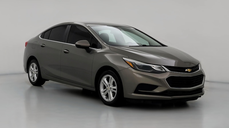 2017 Chevrolet Cruze LT Hero Image