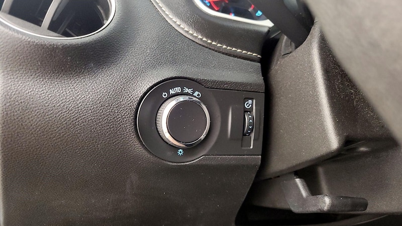 2014 Chevrolet Camaro LS 13