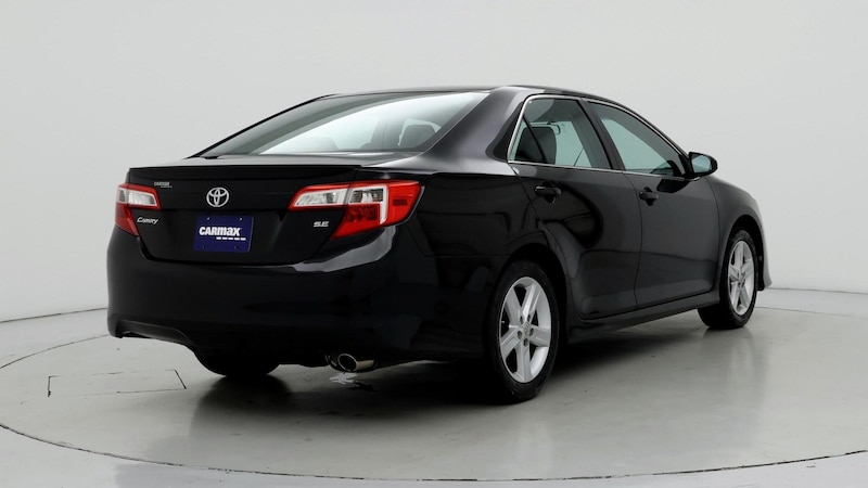 2013 Toyota Camry SE 8